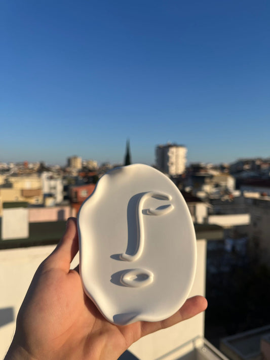 Soyut Yüz Dekoratif Tabak